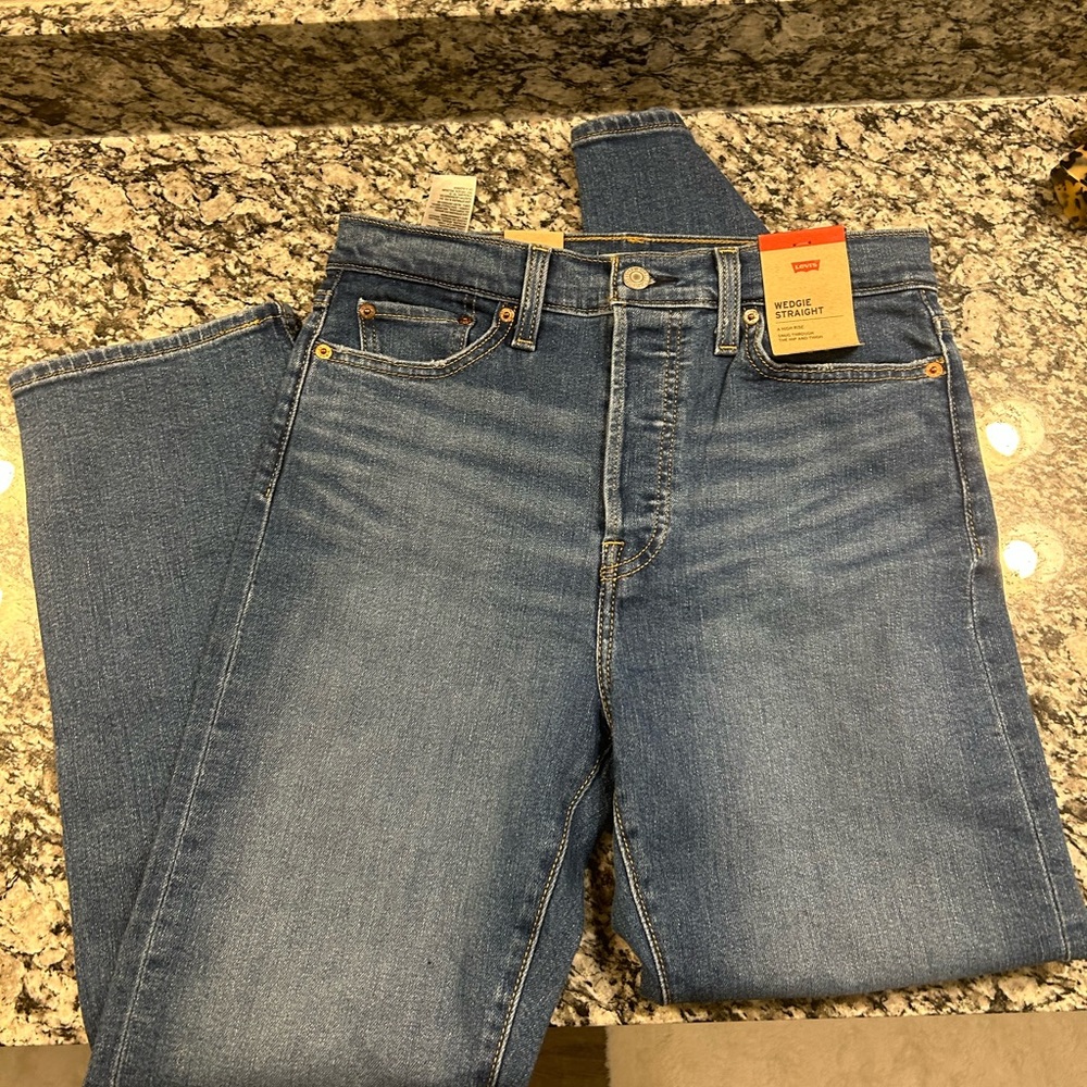 Levi's Wedgie Straight Jeans